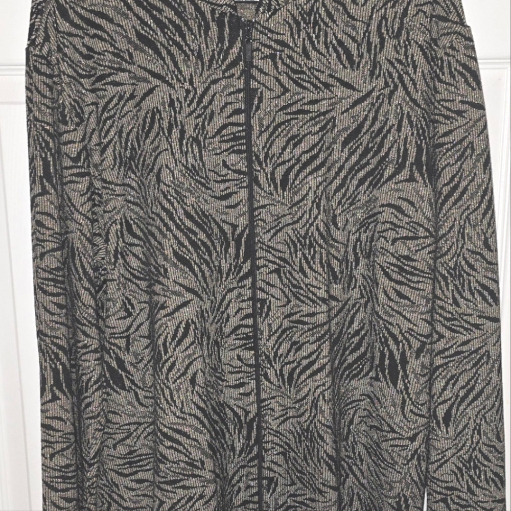 Chicos travelers size 3 Jacket Full zip